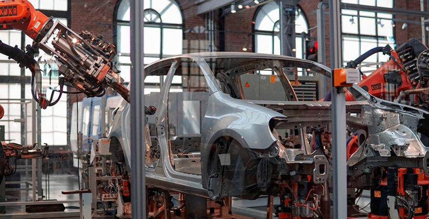 The Impacts of Technology on Manufacturing Workforce